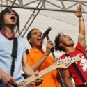 Slank Bersama Bunda Ifet Turut Sambut Arakan Jokowi