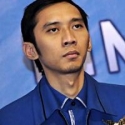 Ibas Tak Bantah Demokrat Bisa Merapat ke PDIP