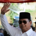 <i>Bapak Prabowo, Kenapa Anda Hadir di Pelantikan Jokowi?</i>