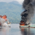 Hari Ini, TNI AL Tenggelamkan 2 Kapal Tongkang Asing di Laut Ambon