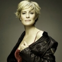 Robin Wright, Gandeng Foster di Los Angeles