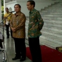 Pertemuan Jokowi-Prabowo Siratkan Elit Berseteru untuk Bersatu