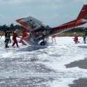 Pesawat Latih Tergelincir di Bandara Hang Nadim