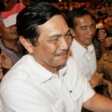 Golkar Harus Waspadai Manuver Luhut Pandjaitan<i>!</i>