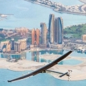 Pesawat Bertenaga Surya Mulai Perjalanan Perdana dari Abu Dhabi