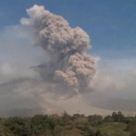 Pemerintah Didesak Tuntaskan Dana Bantuan untuk Korban Erupsi Sinabung