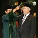 Hidayat Nur Wahid Lantik Anggota Baru MPR Adang Sudrajat