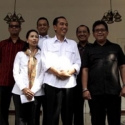 Pegang Kartu Truf, Rini Soemarno Aman di Kabinet