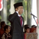 Tak Masuk Akal, Souvenir Agustusan Jokowi Habiskan Rp 1,8 Miliar