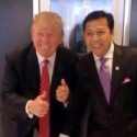 Menyakitkan Hati Rakyat, Mengapa Setya Novanto Cs Seperti Turis Kesengsem di Samping Donald Trump