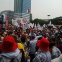 Ribuan Guru Honorer Demo di DPR dan Minta 