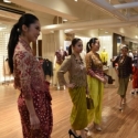 Batik dan Kebaya Tampil Pertama Kalinya dalam Promosi di Mitsukoshi Tokyo