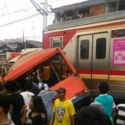 KNKT Bakal Usut Penyebab Kecelakaan KRL Dengan Metromini