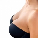 Wanita Kolombia Kedapatan Sembunyikan 1 Kg Kokain Di Payudara