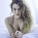 Riley Keough, Bugil Di Televisi