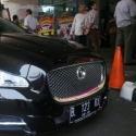 Mobil Jaguar Sanusi Masih Parkir Di KPK