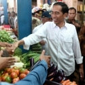 Jangan Merengut, Salah Satu Pesan Jokowi Ke Pedagang Di Giwangretno