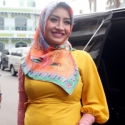 Shinta Bachir, Pisah Ranjang, Suaminya Siapa?