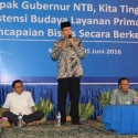 Tiga Pesan Tuan Guru Bajang Kepada Frontliner Bank NTB