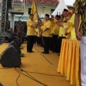 Unik, Setya Novanto Lantik DPD Golkar Jateng Di Kampung Nelayan