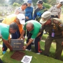 Sudintamkam Tusuk-tusuk Makam Fiktif Pakai Besi