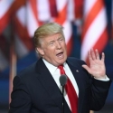 Jajak Pedapat Terbaru, Donald Trump Unggul Tipis Dari Hillary Clinton