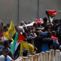 Tewas Akibat Peluru Israel, Pemakaman Bocah Palestina Diiringi Ratusan Pelayat