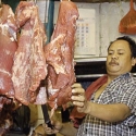 Harga Daging Masih 120 Ribu Per Kilo Nih...