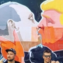 Mural Vladimir Putin Dan Donald Trump Disensor