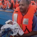 Bayi Usia Lima Hari Di Antara Para Imigran Libya