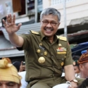 Gubernur Nur Alam Dicegah Plesiran Ke Luar Negeri