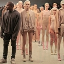 Fashion Show Kanye Dihujat Publik Amerika
