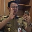 Mungkin Kalau Terpilih Lagi, Ahok Akan Mudah Bakar Al-Quran