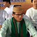 Sungkem Ke Rachmawati, Sandiaga Dikasih Buku Revolusi Belum Selesai