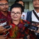Pengacara Siti Fadilah Tantang KPK Buktikan Keterlibatan Kliennya Di Pengadilan.