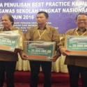 Kepala SMA Muhammadiyah Papua Juara I Lomba Penulisan Tingkat Nasional