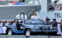 Pimpin Upacara Hari Armada