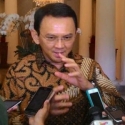 <i>Potret Jakarta Akhir Tahun: Sang Minoritas Penindas Itu....</i>