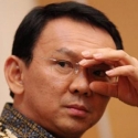 Tsunami Politik Dan Air Mata Ahok