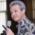 Ganjar Pranowo Tak Perlu Gentar Dengan Aksi Penolakan Pabrik Semen Rembang