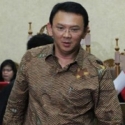 Berhentikan Ahok, Kemendagri Tetap Tunggu Pengadilan