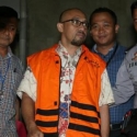 Taufan Tiro Gunakan Uang Suap Pelesiran Ke Eropa Bareng Istri