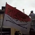 Kapolri Cari Oknum FPI Pengibar Bendera Merah Putih Dilukis Kaligrafi