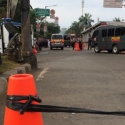 Polisi Terpaksa Blokade Jalan Gara-Gara Massa Pro Kontra Ahok