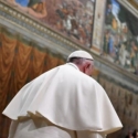 Vatikan: Dekrit Trump Mengkhawatirkan