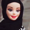 Melawan Islamophobia Dengan Barbie Hijab