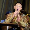 Kuasa Hukum Ahok Ditegur Hakim