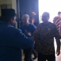 Ketua MPR Disambut Bupati Pariaman Di Bandara