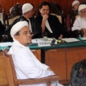Habib Rizieq Batal Diperiksa Hari Ini