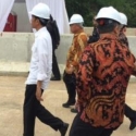 Hujan Guyur Jokowi Saat Tinjau Tol Bawen-Salatiga